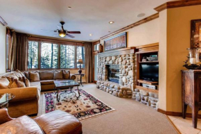 Highlands Lodge 208 by East West Hospitality Beaver Creek